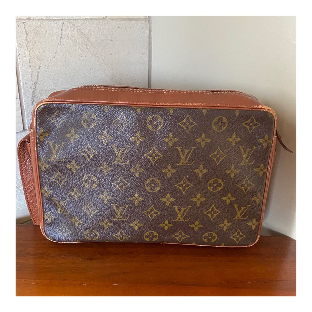 🔥SOLD🔥AUTHENTIC LOUIS VUITTON SAC BANDOULIERE 30 CROSSBODY - Picture 2 of 13